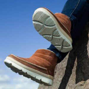 Manitabah Waterproof Boots NWT